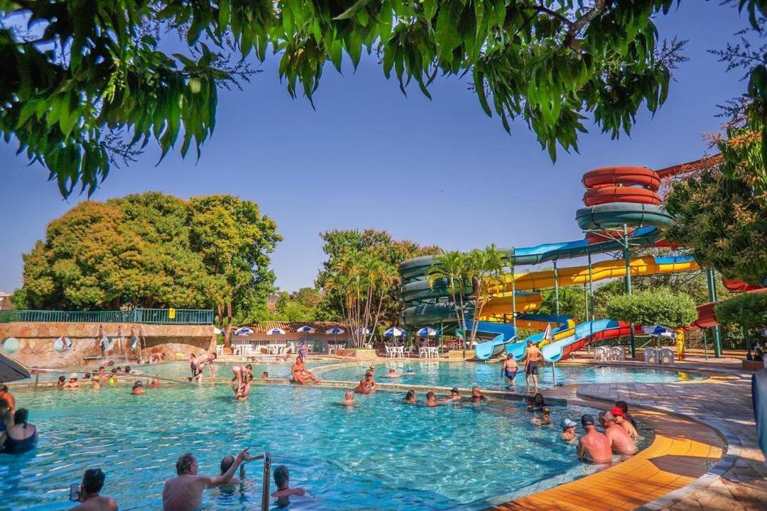 Hotel Spazzio Diroma Cafe Da Manha E Acesso Ao Acqua Park Caldas Novas Kültér fotó